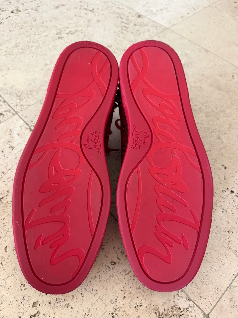 Christian Louboutin Men’s Red Spiked Low-Top Sneakers with Honeycomb Panels - Picture 7 of 7